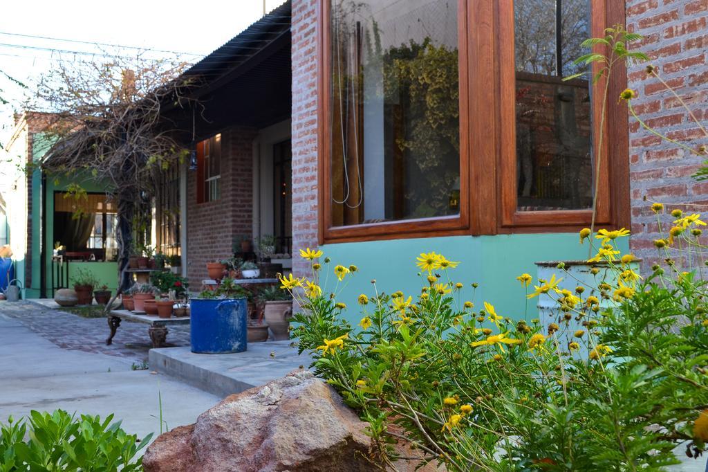 Hosteria Casa De Paula Trelew Buitenkant foto